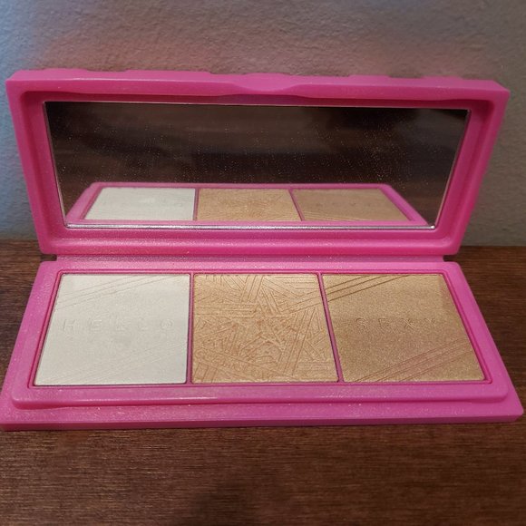 GlamGlow Hyaluronic Glow Power Highlighter Palette - Picture 1 of 3